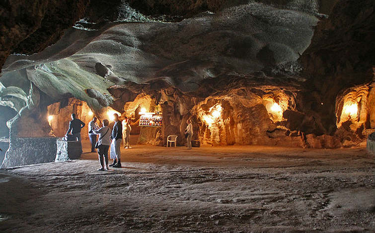 https://en.wikipedia.org/wiki/Caves_of_Hercules